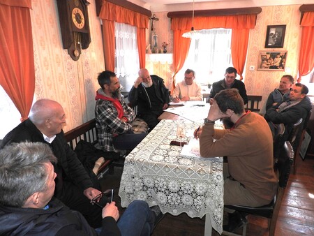 Predsednik Cehovskega društva kovačev Janez Mir se je zahvalil Danetu Novaku za dobrodošlico_1